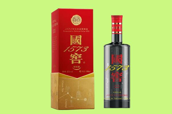 扎赉诺尔区回收国窖1573.jpg
